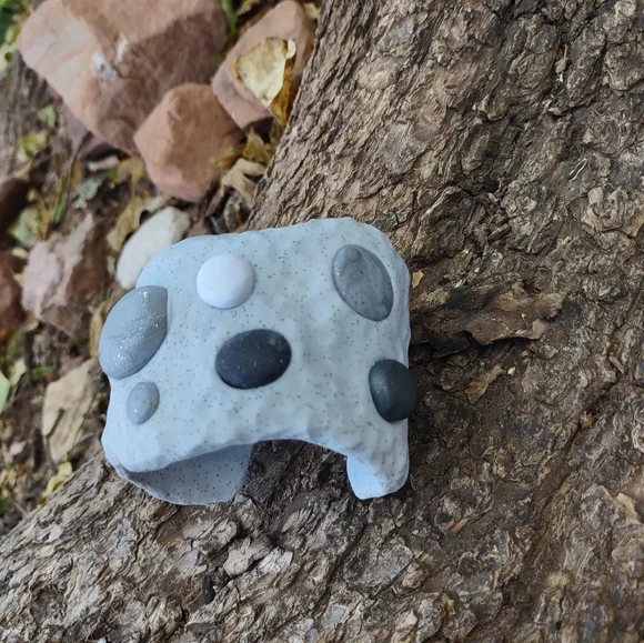 👽 Light Silver 🤍 Bracelet 🩶 Dots🖤 - Picture 3 of 8